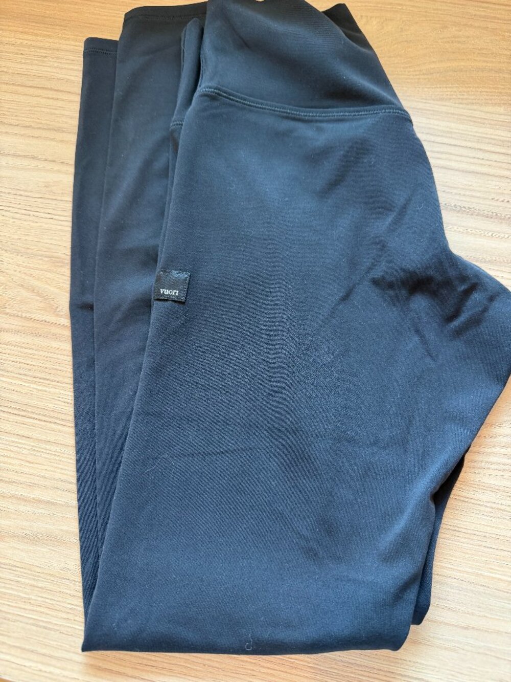 Vuori black tights